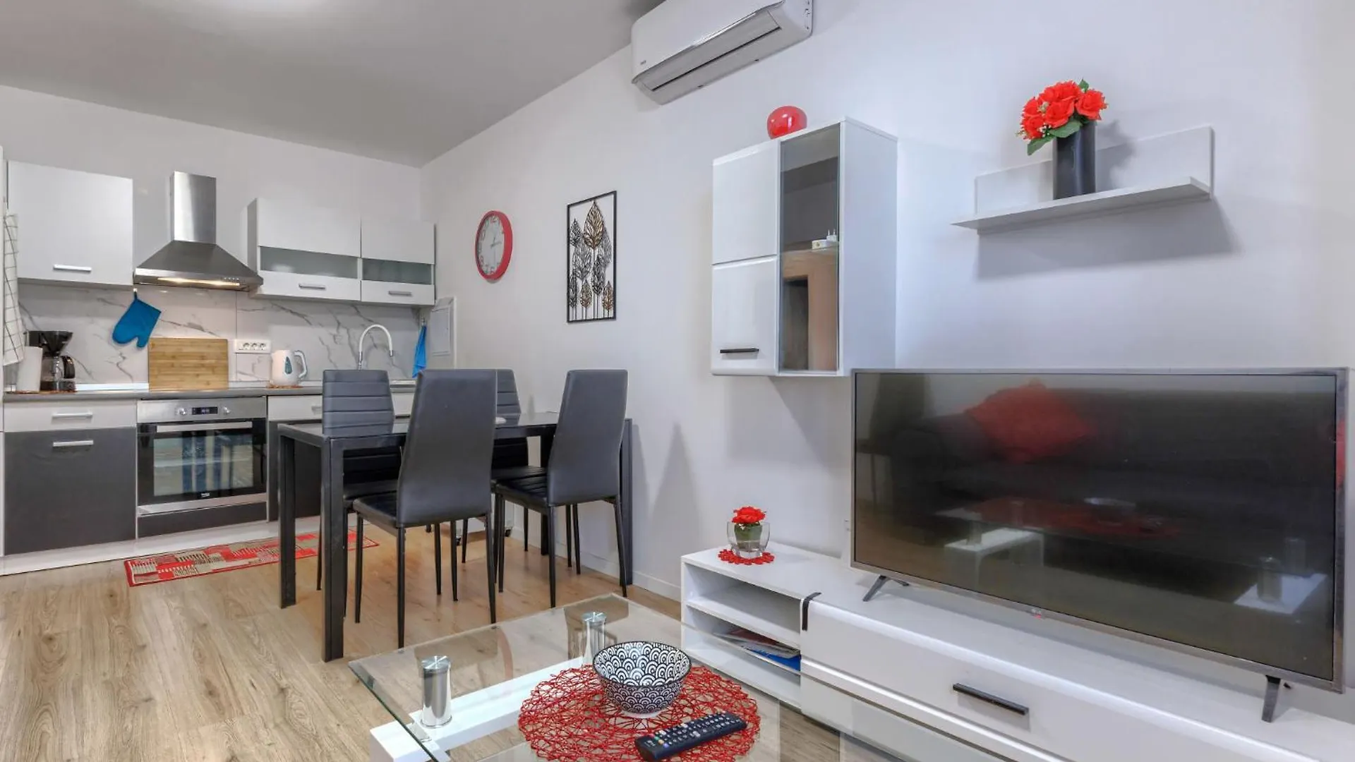 Apartment Porec Center Sea By Interhome